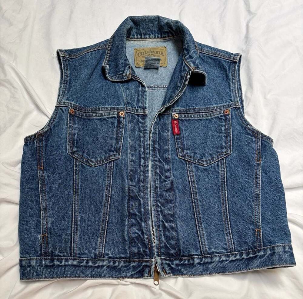 Vintage Columbia Women's Blue Denim Zip-Up Vest